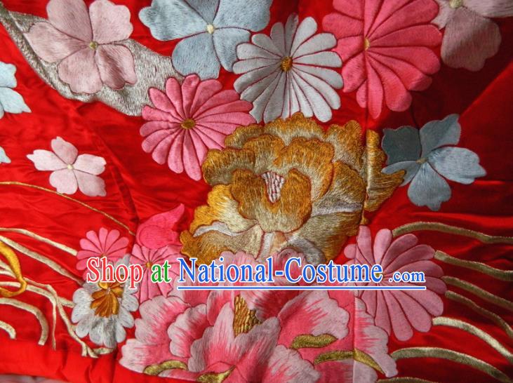 Japanese Traditional Court Empress Garment Costume Wedding Bride Red Silk Yukata Dress Classical Embroidered Pattern Uchikake Kimono Clothing