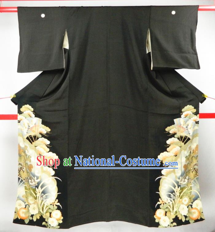 Japanese Classical Orchids Pattern Kurotomesode Kimono Clothing Traditional Married Woman Garment Costume Festival Black Yukata Dress