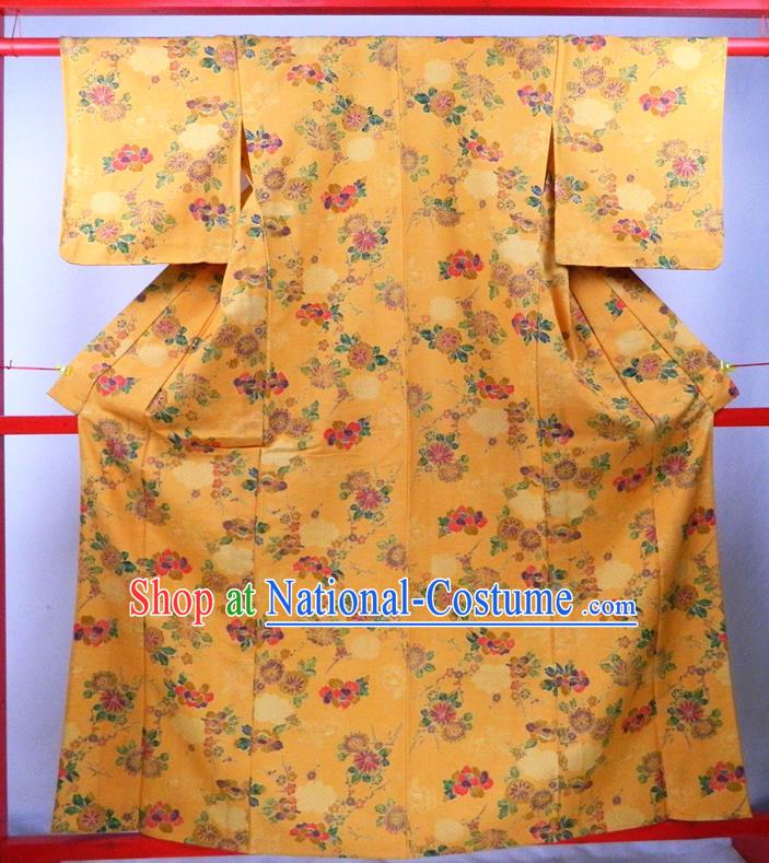 Japanese Classical Chrysanthemum Peony Pattern Yellow Yukata Dress Traditional Edo Komon Kimono Clothing Young Woman Garment Costume