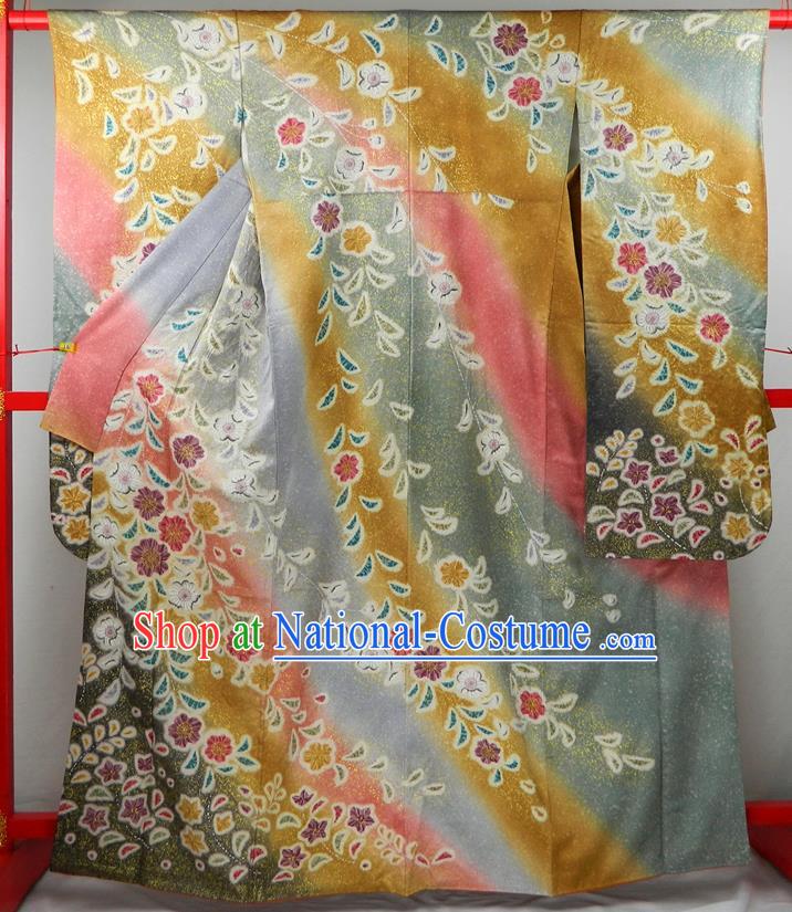 Japanese Court Empress Garment Costume Classical Primrose Pattern Yellow Yukata Dress Traditional Furisode Kimono Clothing