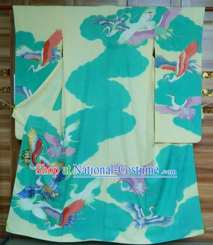 Japanese Traditional Furisode Kimono Clothing Court Woman Garment Costume Classical Cloud Cranes Pattern Green Yukata Dress