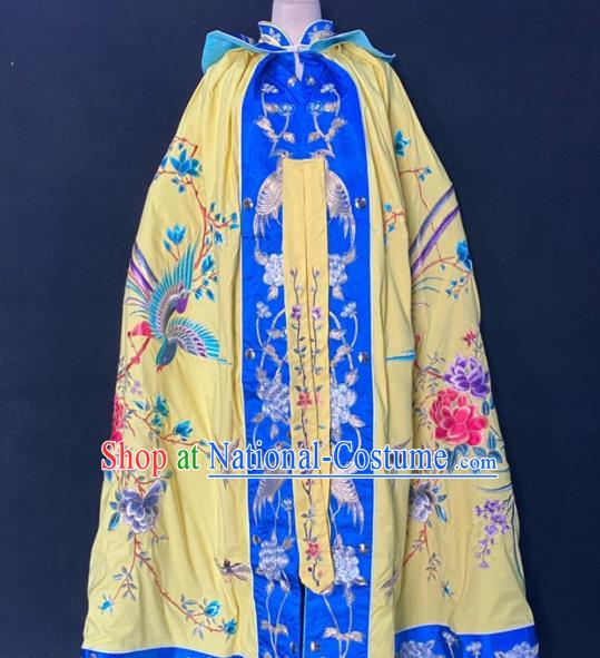 China Ancient Palace Beauty Mantle Clothing Beijing Opera Hua Tan Embroidered Yellow Cloak Traditional Opera Imperial Concubine Garment Costume