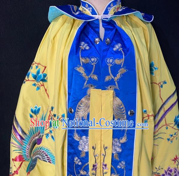 China Ancient Palace Beauty Mantle Clothing Beijing Opera Hua Tan Embroidered Yellow Cloak Traditional Opera Imperial Concubine Garment Costume