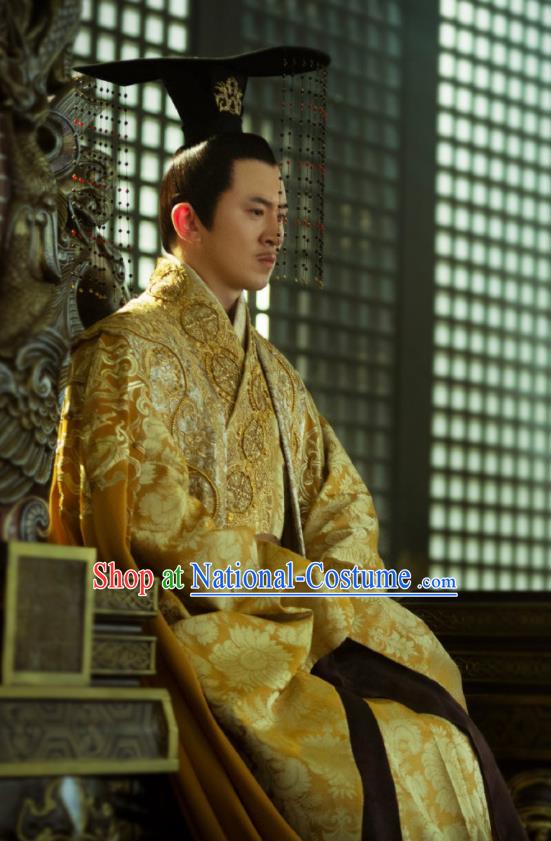 China Southern and Northern Dynasties Emperor Golden Imperial Robe Clothing The Rebel Princess Ancient Majesty Garment Costumes and Headdress Complete Set