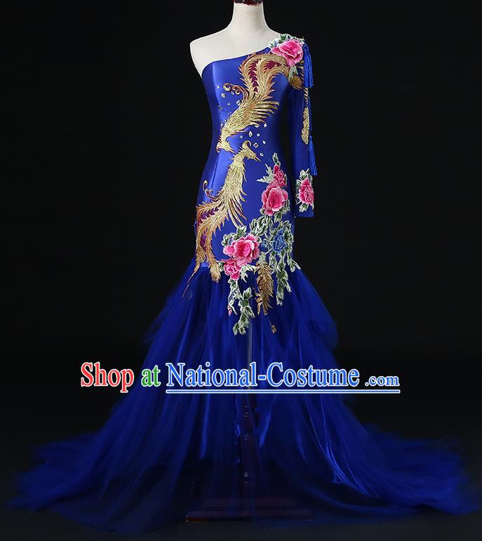 China Compere Royal Blue Dress Professional Catwalks Embroidery Phoenix Peony Full Dress New Year One Shoulder Formal Costume