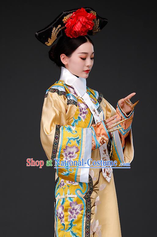 Chinese Ancient Imperial Consort Clothing Qing Dynasty Court Garment Costumes Empress Light Golden Dress