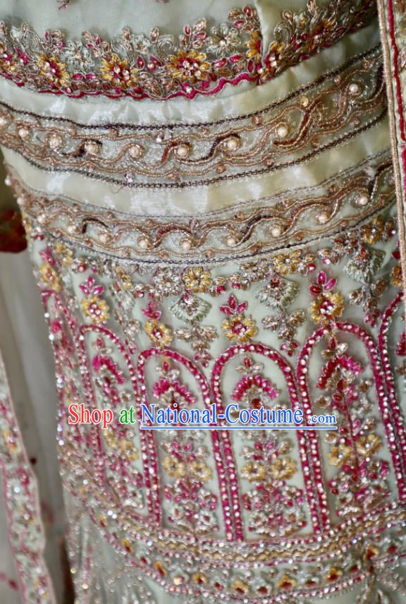 India Bride Embroidered Clothing Top Light Green Sari Asian Traditional Garment Costumes Indian Wedding Dress