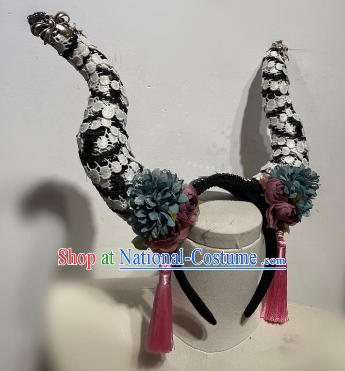 Handmade Baroque Style Headdress Top Halloween hair Clasp Festival Party Ox Horn Headwear