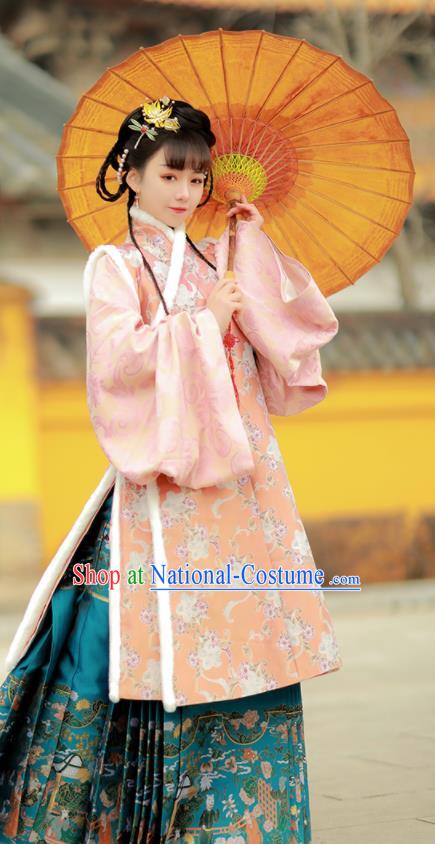 Chinese Traditional Noble Lady Hanfu Clothing Ancient Royal Princess Dress Garments Ming Dynasty Winter Historical Costumes