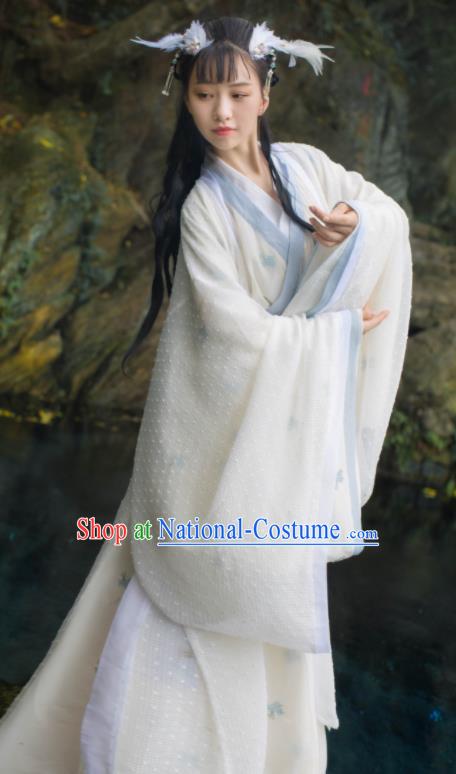 Chinese Traditional Hanfu White Straight Front Robe Clothing Ancient Fairy Dress Garments Jin Dynasty Historical Costumes