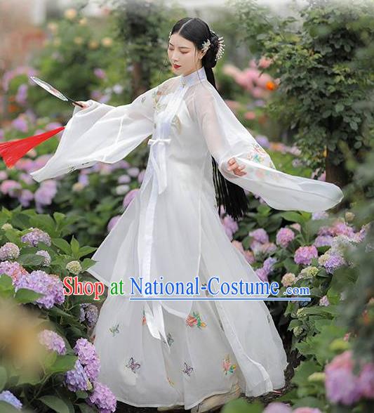 Chinese Ancient Young Beauty Clothing Ming Dynasty Garment Costumes Traditional Hanfu Embroidered White Blouse and Skirt Complete Set