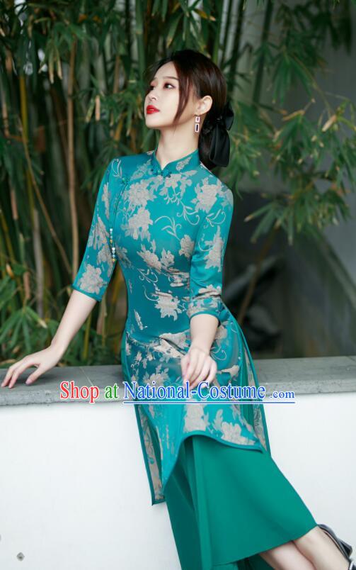 Chinese Traditional Green Cheongsam Middle Sleeve Dress Aodai Qipao