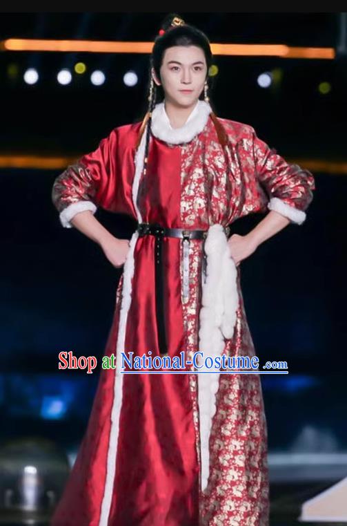 China Ancient Young Childe Costume Tang Dynasty Prince Clothing Traditional Winter Swordsman Red Hanfu Robe