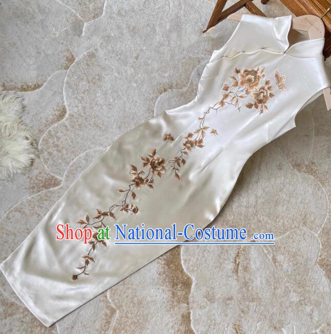 Chinese Embroidered Peony Long Qipao Elegant Dress Champagne Retro Cheongsam