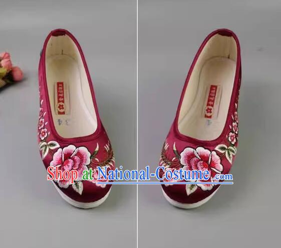 Chinese Handmade Old Peking Strong Cloth Soles Shoes Fuchsia Satin Shoes Embroidered Peony Shoes