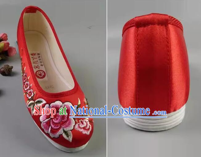 Chinese Embroidered Peony Shoes Handmade Old Peking Strong Cloth Soles Shoes Red Satin Shoes