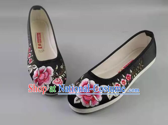 Handmade Old Peking Strong Cloth Soles Shoes Chinese Black Satin Shoes Embroidered Peony Shoes