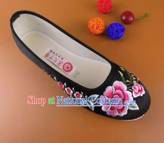 Chinese Handmade Old Peking Strong Cloth Soles Shoes Black Satin Shoes Embroidered Peony Shoes