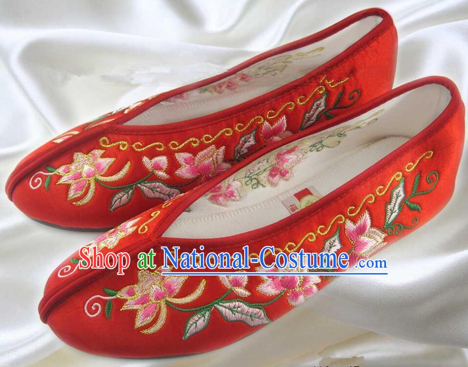 China Bride Embroidered Shoes National Shoes Traditional Wedding Red Satin Shoes