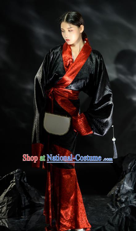 Chinese Ancient Palace Lady Black Dress Traditional Han Fu Curving Front Robe Qin Dynasty Empress Garment Costume