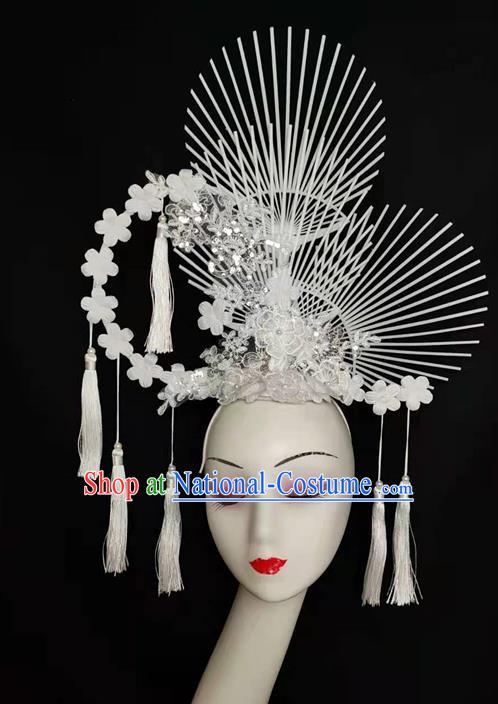 Top Model Contest Hair Accessories Catwalks White Flowers Crown Handmade Stage Show Headdress