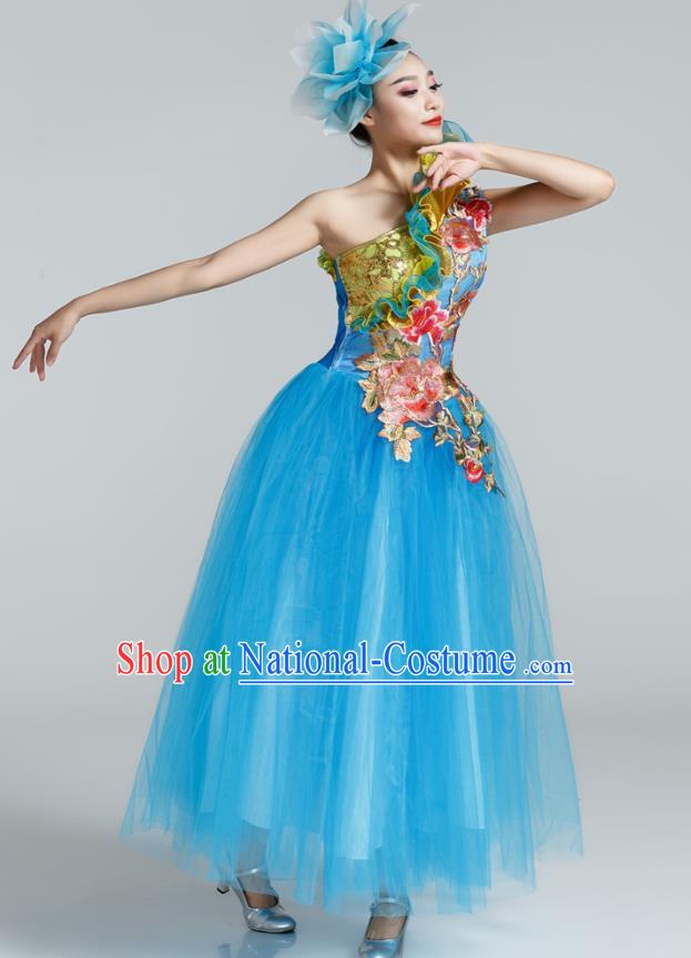 Top Oriental Dance Costume Women Group Show Clothing Modern Dance Blue Dress Embroidered Peony Fashion