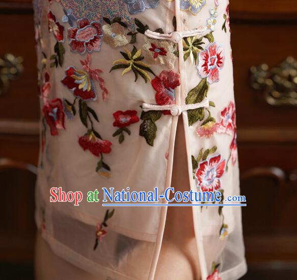 China Classical Cheongsam Clothing Elegant Embroidered Dress Shining Qipao Costume