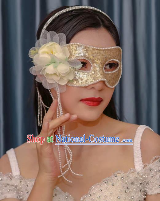 Christmas Red Mask Half Face Show Sexy Wedding Mask Masquerade Party Halloween