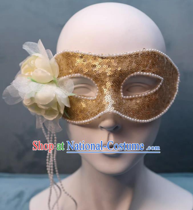 Christmas Red Mask Half Face Show Sexy Wedding Mask Masquerade Party Halloween