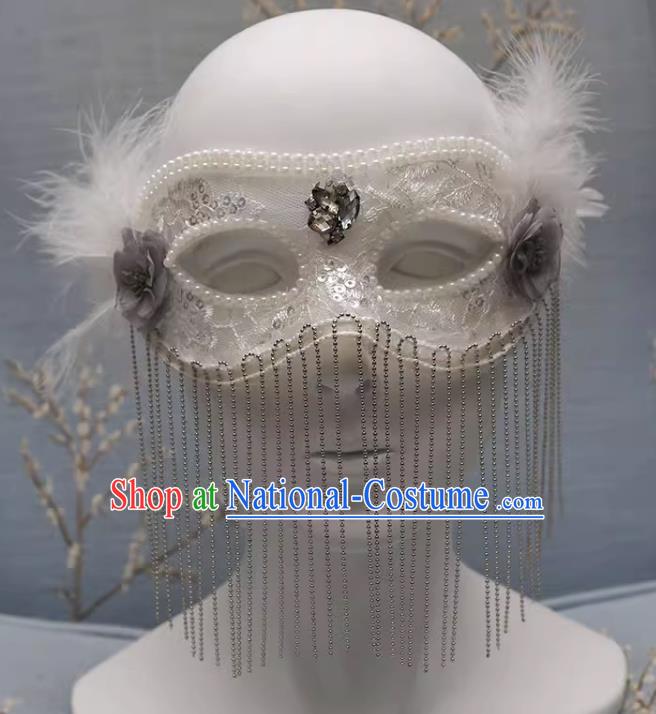 European And American White Lace Retro Elegant Mysterious Mask Tassel Covering Masquerade Halloween Carnival Party