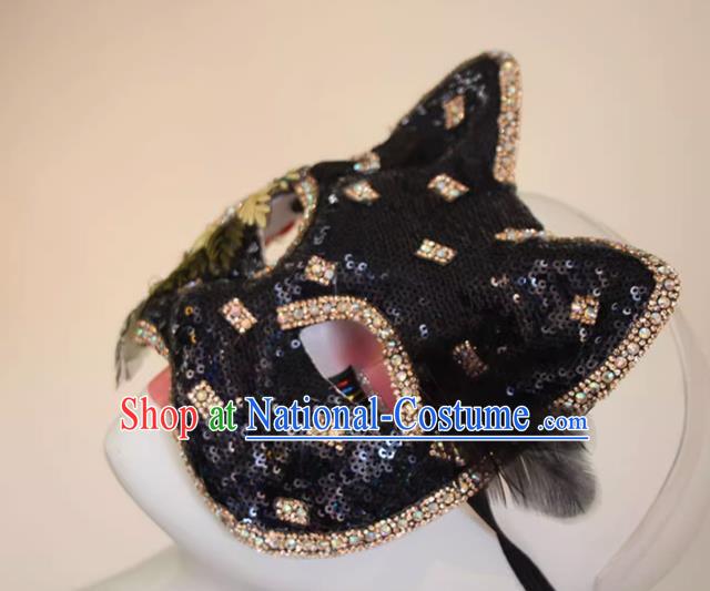 Chinese Style Embroidery Golden Feather Mask Masquerade Singing Halloween Face Makeup