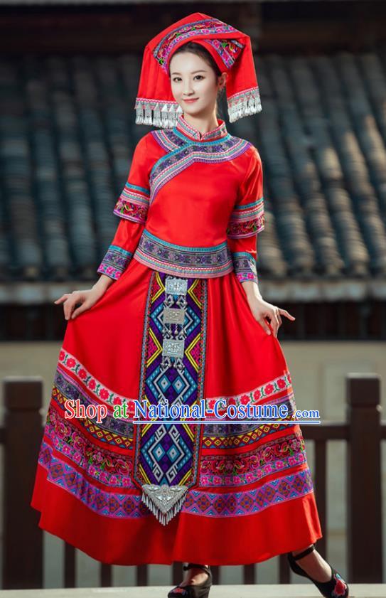 March Three Zhuang Traditional Costume Adult Guangxi Minority Costume Female Festival Performance Dance Costume