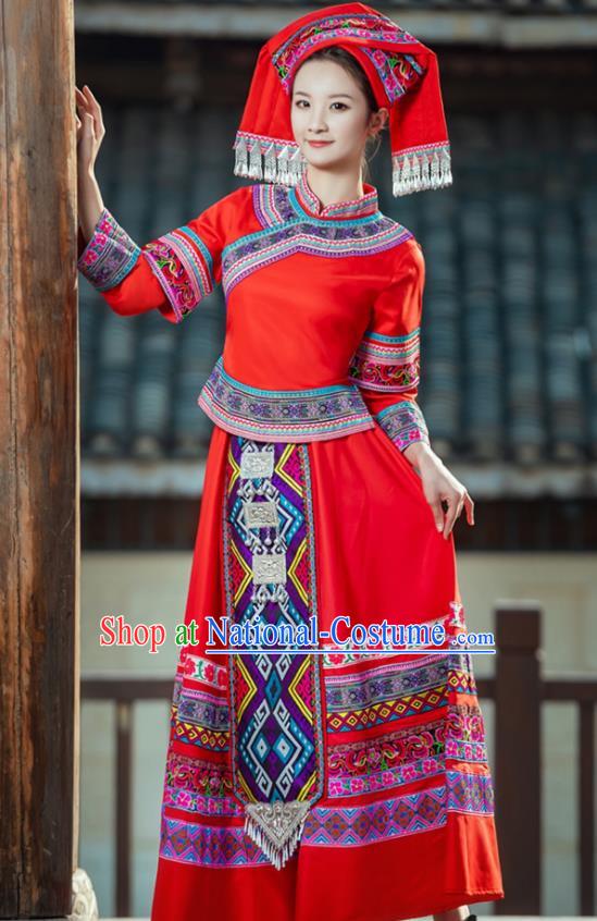 March Three Zhuang Traditional Costume Adult Guangxi Minority Costume Female Festival Performance Dance Costume