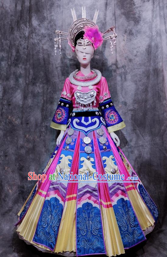 Miao Nationality Costumes Show Minority Costumes On March 3