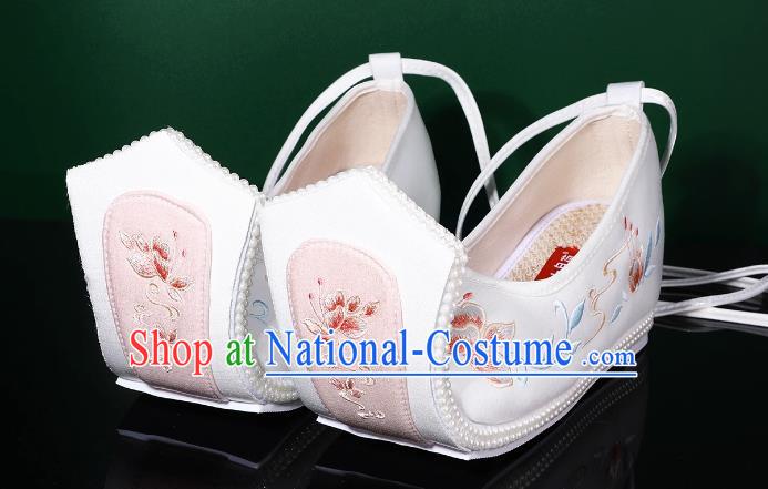 Hanfu Shoes Women Embroidered Phoenix White Shoes