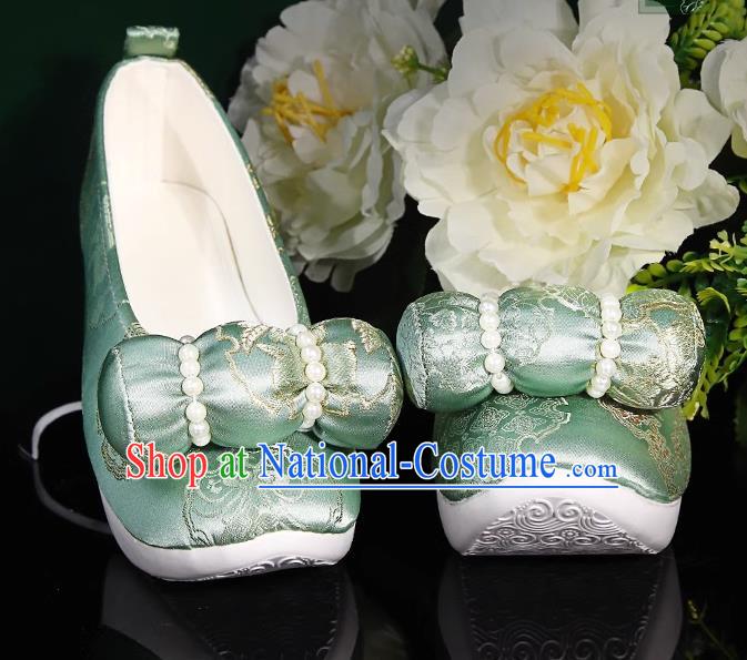 Hanfu Shoes Women Ancient Style Flat Cloud Climbing Shoes Small Pillow Weaving Gold Pearl Cloth Shoes