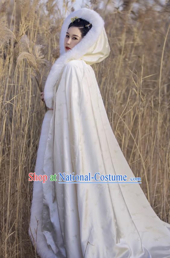 China Ming Dynasty Noble Lady Costume Ancient Empress White Cape Traditional Hanfu Hooded Cloak