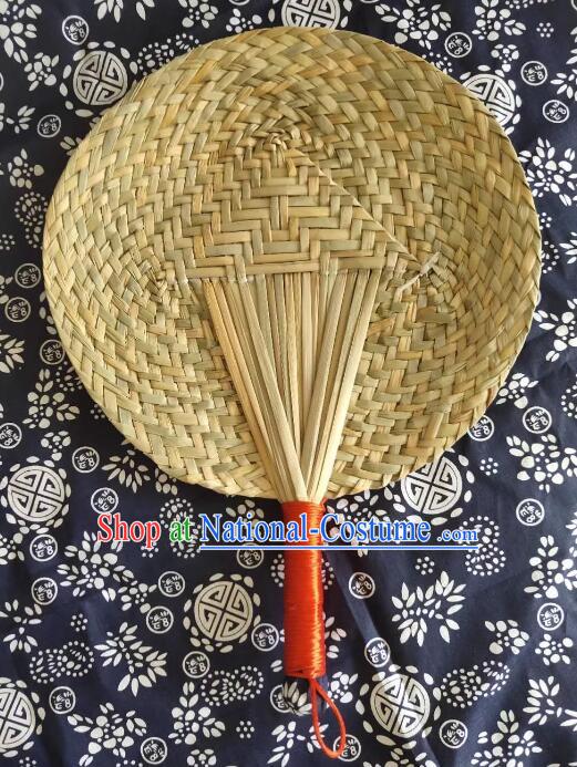 Chinese Traditional Cattail Leaf Fan Handmade Straw Braid Red Handle Fan