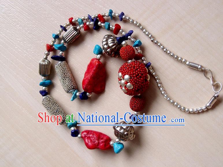 Tibet Stunng Turquoise Necklace