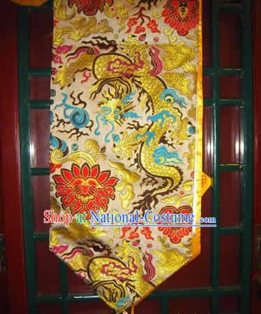 China Handmade Golden Dragon Embroidery Table Cloth