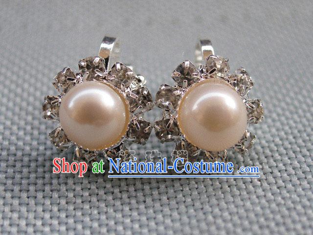 Stunning Natural White Pearl Earrings