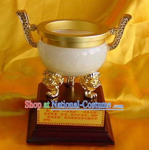 Chinese Classic Collection-Gathering Treasures Golden Vessel