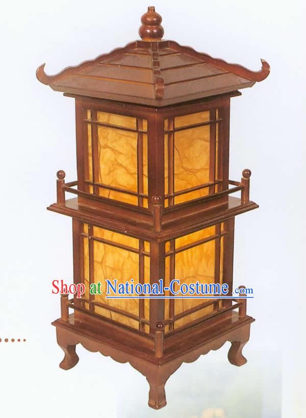 Chinese Hand Carved Two Layers Tower Shape Reading Lantern