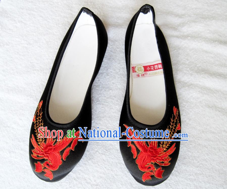 Traditional Chinese Red Wedding Phoenix Cloth Shoes for Women