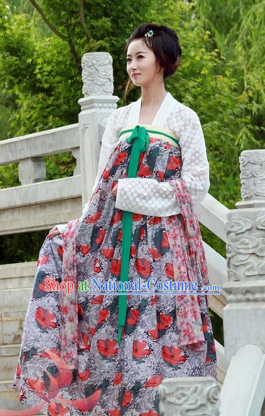 Traditional Tang Dynasty Female Clothing Complete Set