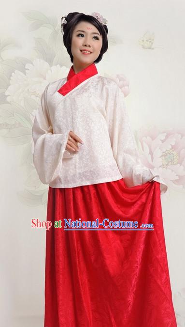 Ancient Chinese Ming Dynasty Clothing for Women