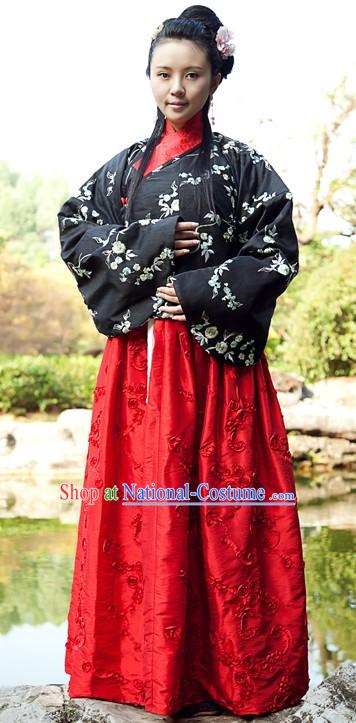 Ancient Chinese Ming Dynasty Clothing for Women