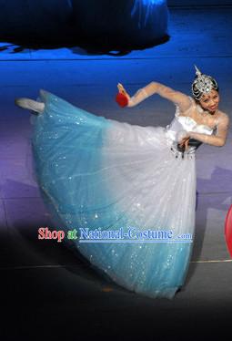 Professional Stage Performance Dance Costumes and Headwear for Women