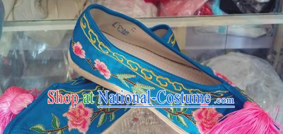 Chinese Opera Embroidered Flower Shoes for Women