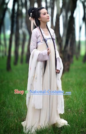 Chinese Tang Dynasty Wear Clothing and Hair Jewelry Complete Set for Women